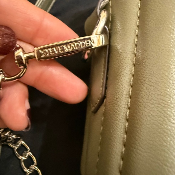 Steve Madden Olive Green Crossbody Bag - Picture 3 of 8